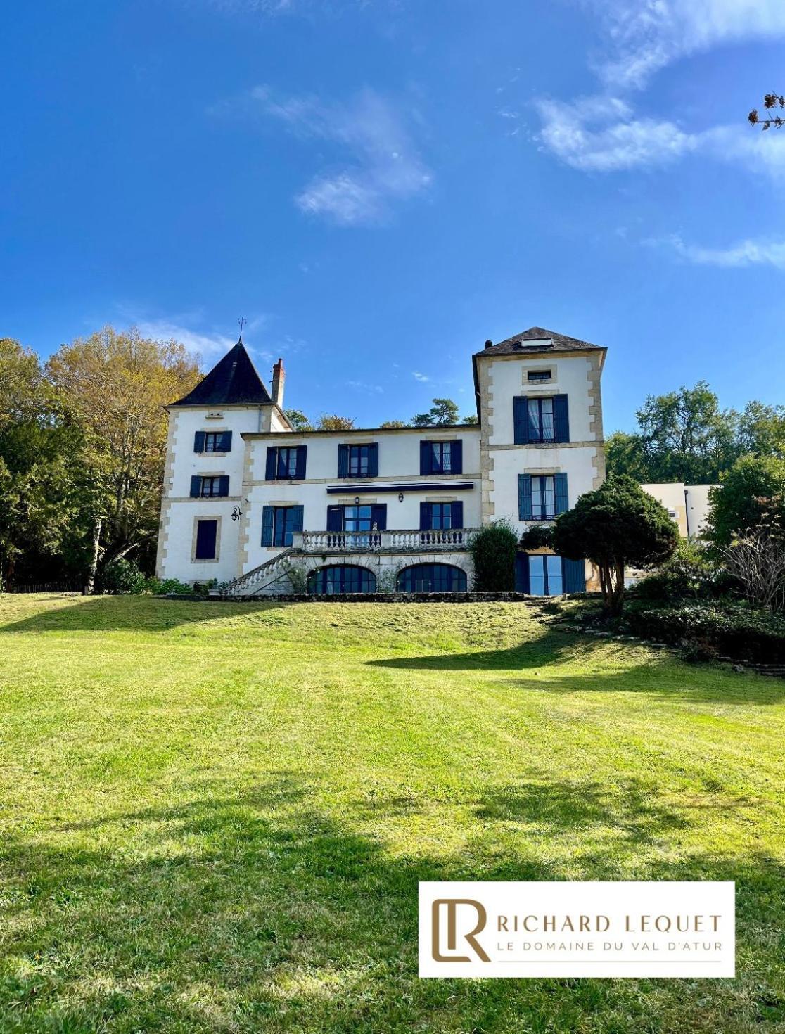 Отель Richard Lequet Domaine Gastronomique Du Val D Atur Булазак Экстерьер фото